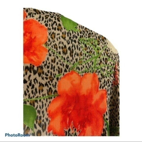 VINTAGE - THE TRAVEL COLLECTION Floral Slinky Top - Picture 7 of 10